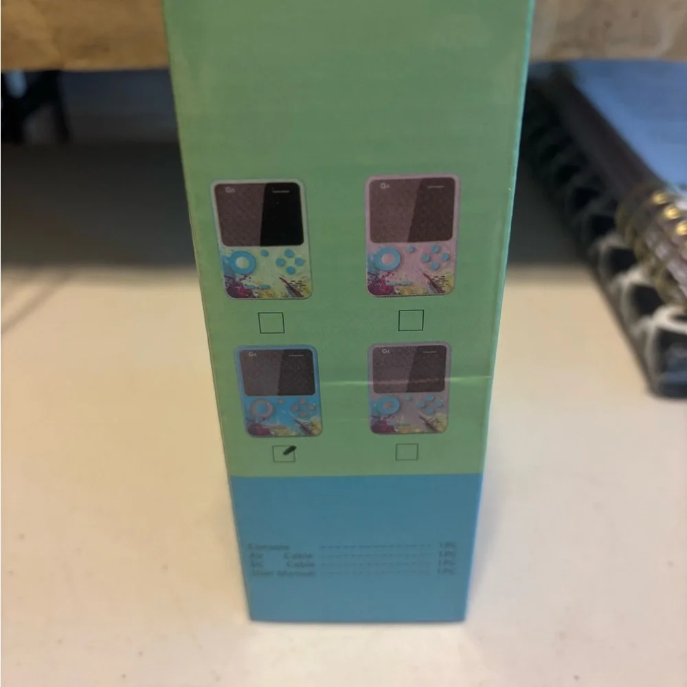 Handheld Game box 3.0 display screen Console - Green. G5.